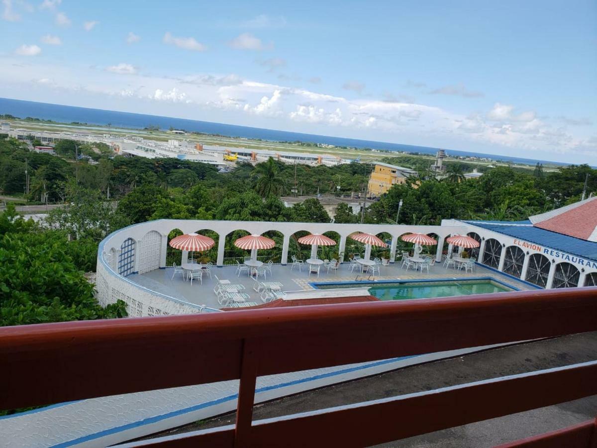 Hotel Montego Montego Bay Exterior foto